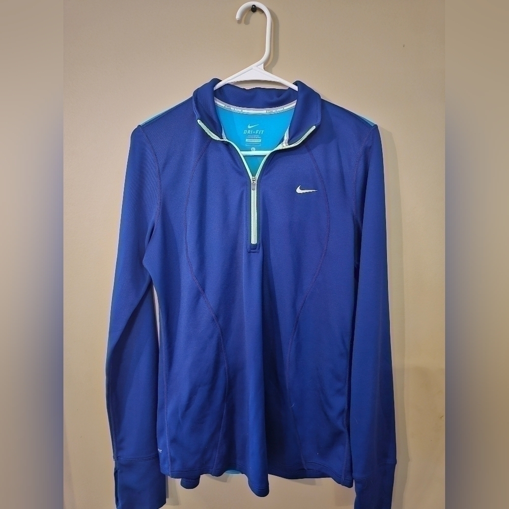 NIKE ¼ Zip Pullover